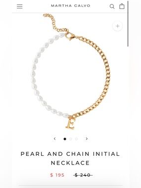 🪩🩷’C’ Martha Calvo Pearl & Gold Chain ‘C’ initial Pendant Necklace-worn once! 🩷